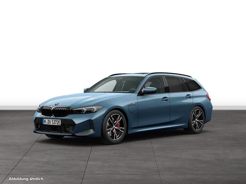 Gebraucht 2024 BMW 330e Comfort Edition Kombi | 52.506 € - Bild 1/2