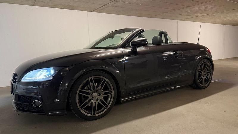 Grau Gebraucht 2012 Audi TT Roadster S-Line Cabrio | 14.900 € (Guter Preis) - Bild 1/4