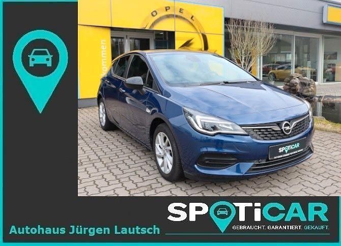 Blau Gebraucht 2021 Opel Astra Edition Limousine | 10.890 € (Superpreis) - Bild 1/4