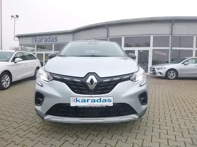Używany Renault Captur Intens 91 KM (66 kW) 2022 Szary SUV
