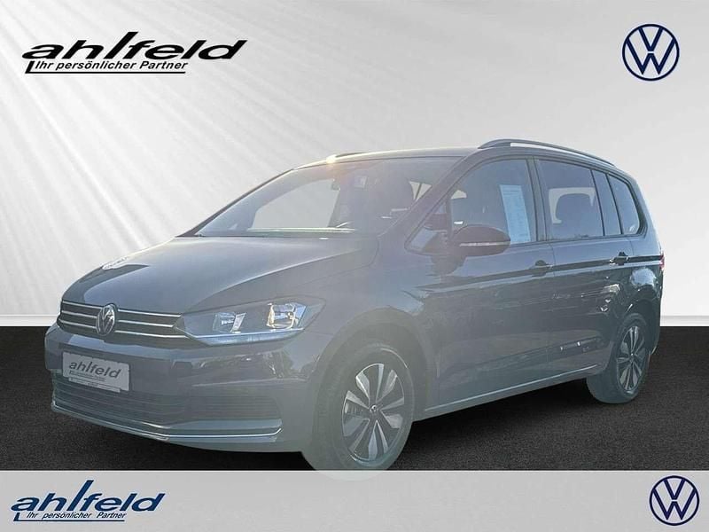 Grau Gebraucht 2024 VW Touran Goal Van / Kleinbus | 41.210 € - Bild 1/3
