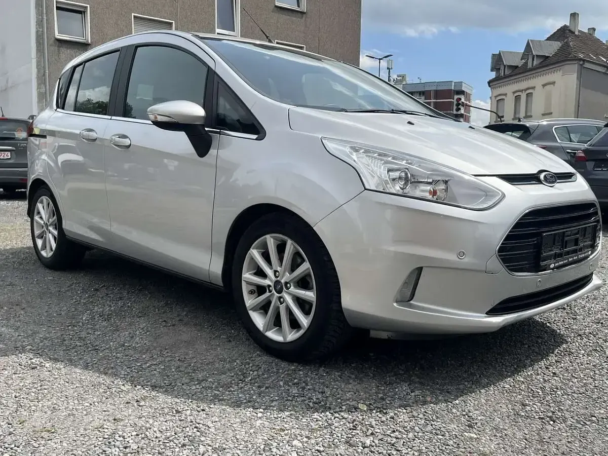 Gebraucht Ford B-MAX Titanium 95 PS (69 kW) 2016 Polarsilber metallic Van / Kleinbus