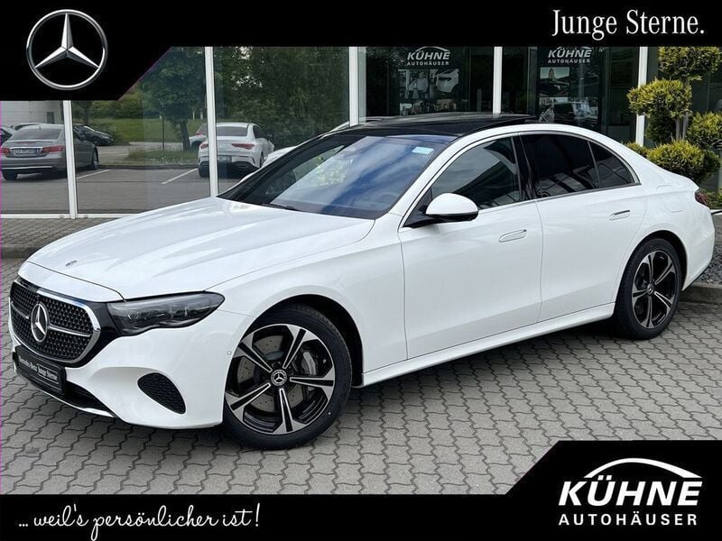 Weiß Gebraucht 2024 Mercedes E400 Limousine | 53.800 € - Bild 1/4