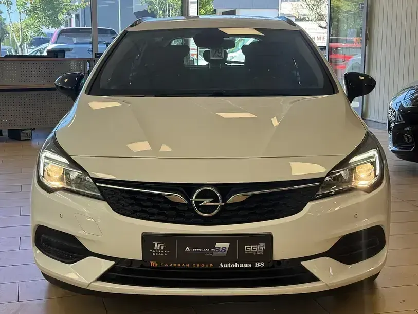 Gebraucht Opel Astra 122 PS (89 kW) 2022 Weiß schneeweiss/summitwhite/arctic Kleinwagen