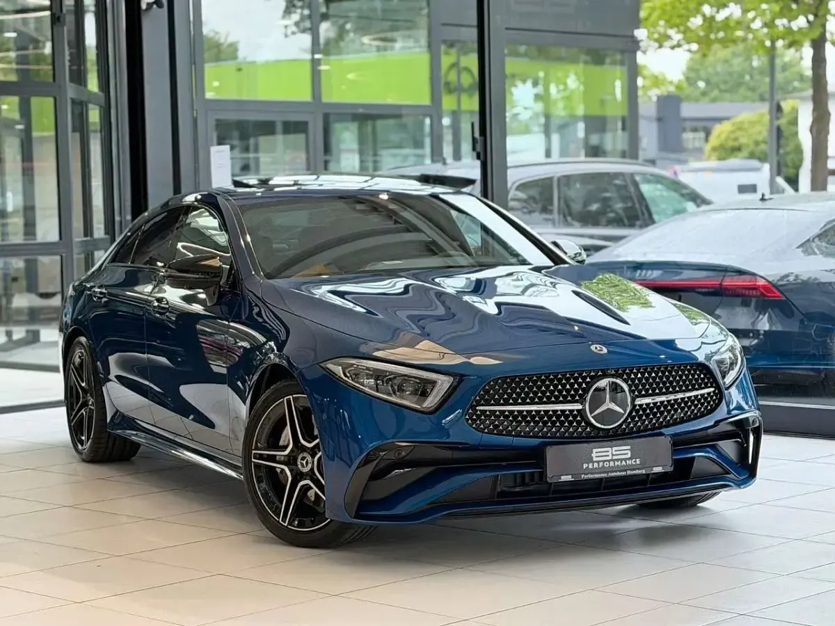 Gebraucht Mercedes CLS300 AMG 265 PS (194 kW) 2023 Blau Limousine