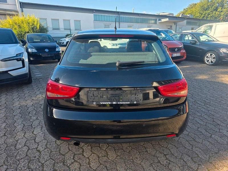 Gebraucht Audi A1 Attraction 86 PS (63 kW) 2011 Schwarz Kleinwagen