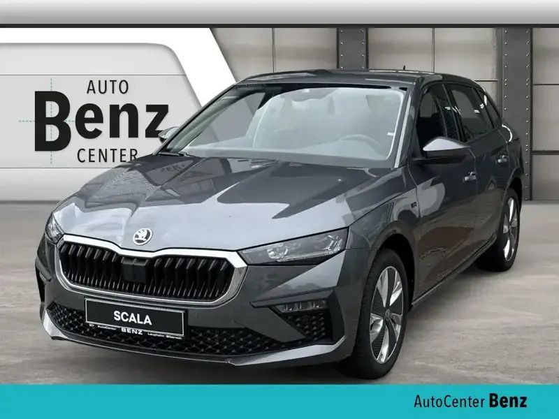 Grau Neu 2025 Skoda Scala Tour Kleinwagen | 28.390 € (Fairer Preis) - Bild 1/4