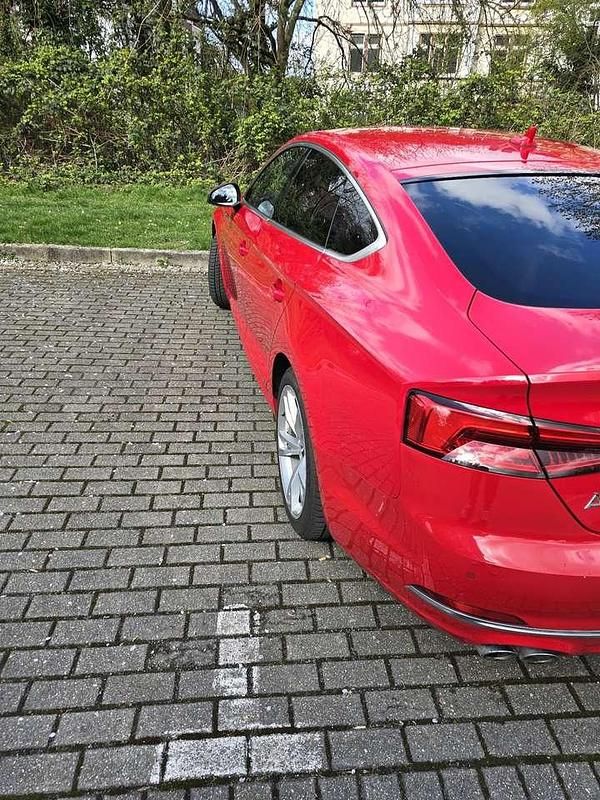 Gebraucht Audi A5 190 PS (139 kW) 2016 Rot Coupé