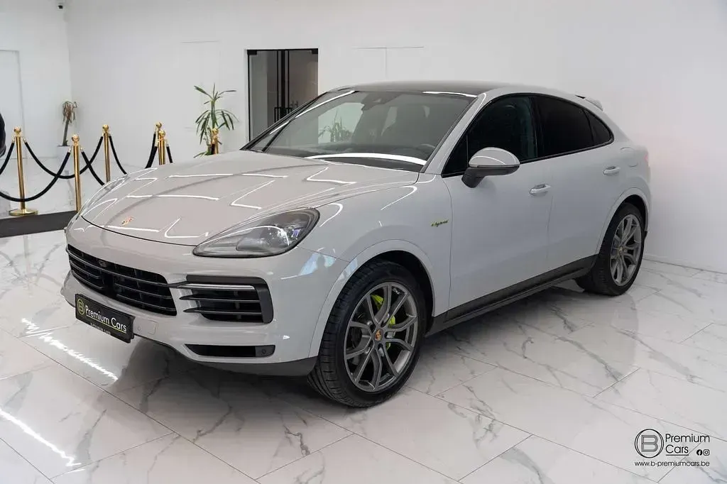 Gebraucht Porsche Cayenne Platinum Edition 462 PS (339 kW) 2023 Silber SUV