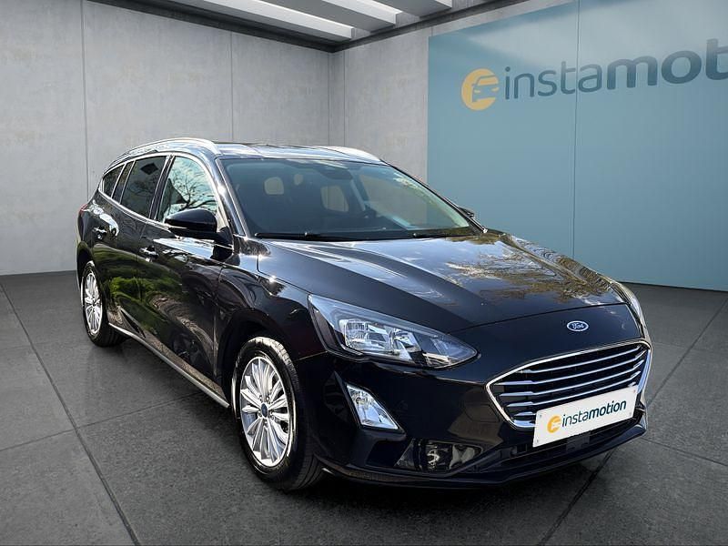 Używany Ford Focus Titanium 182 KM (133 kW) 2022 Czarny Kombi