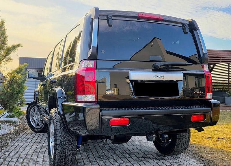 Gebraucht Jeep Commander Overland 218 PS (160 kW) 2009 Schwarz SUV