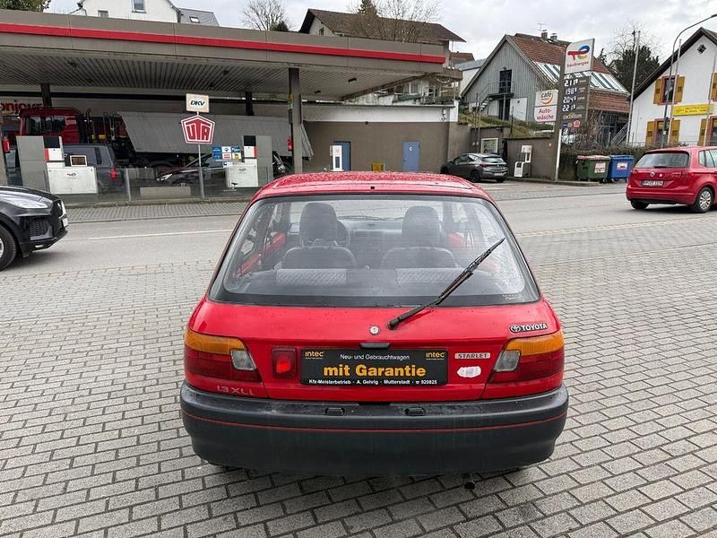 Gebraucht Toyota Starlet 75 PS (55 kW) 1993 Rot Kleinwagen