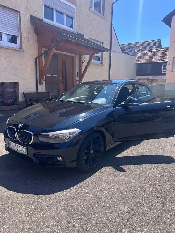 Usado BMW 116 109 CV (80 kW) 2016 Negro Utilitario