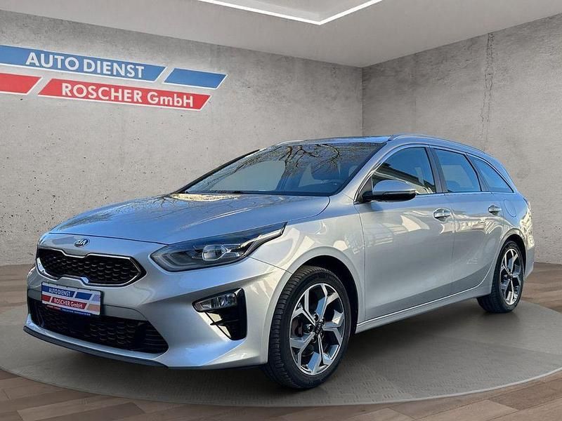 Silber Gebraucht 2019 Kia Ceed Sportswagon Kombi | 14.999 € (Guter Preis) - Bild 1/4