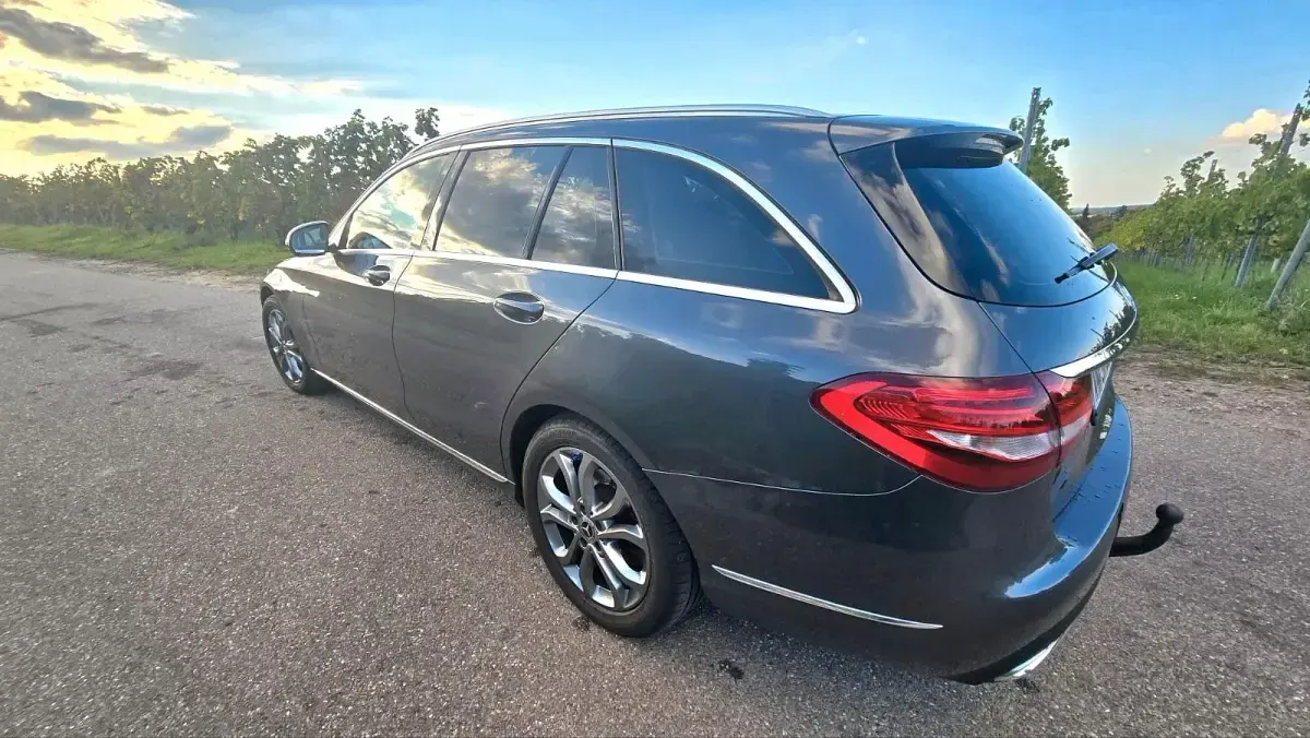 Gebraucht Mercedes C250 204 PS (150 kW) 2014 Grau Kombi