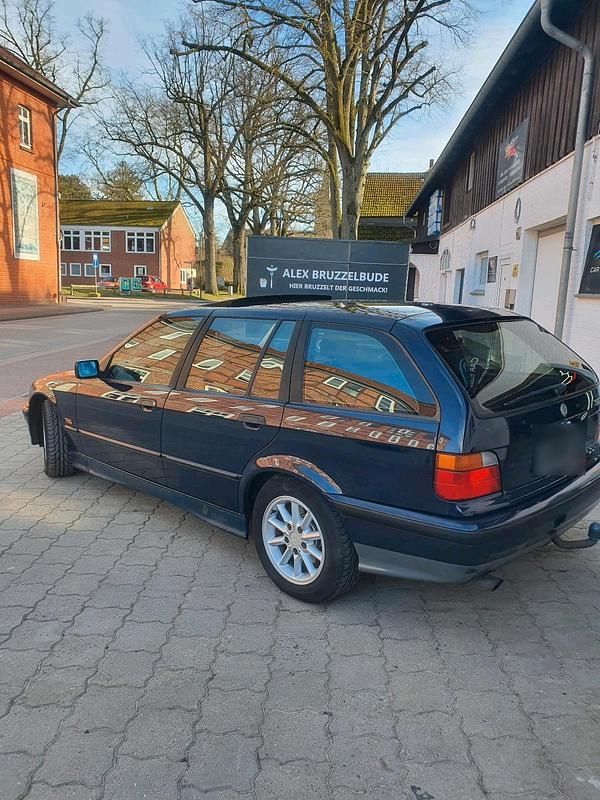 Second-hand BMW 320 Basis 150 CP (110 kW) 1996 Break