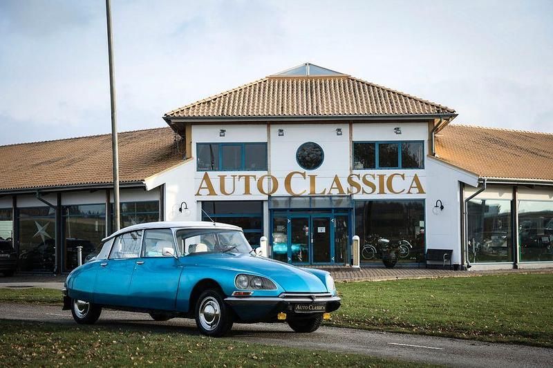 Second-hand Citroën DS 106 CP (77 kW) 1974 Albastru Berlinǎ