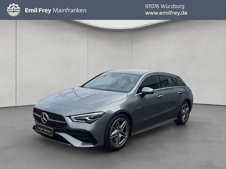 Weiß Gebraucht 2024 Mercedes V300 Exclusive Van / Kleinbus | 86.890 € - Bild 1/2