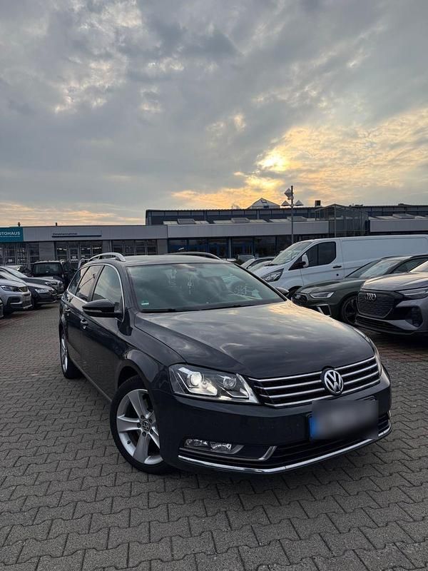 Gebraucht VW Passat Comfortline 190 PS (139 kW) 2014 Grau Kombi