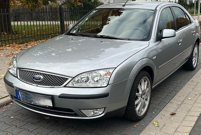 Silber Gebraucht 2003 Ford Mondeo Ghia Limousine | 3.500 € (Teuer) - Bild 1/4