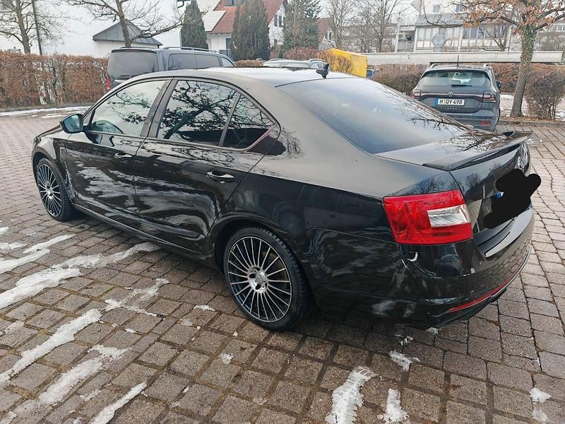 Gebraucht Skoda Octavia RS 184 PS (135 kW) 2016 Schwarz Limousine