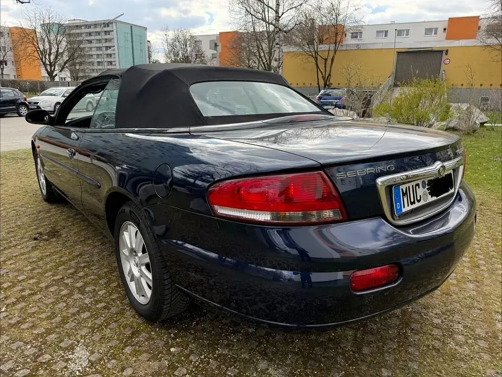 Second-hand Chrysler Sebring Cabriolet Touring 203 CP (149 kW) 2006 Albastru Cabrio