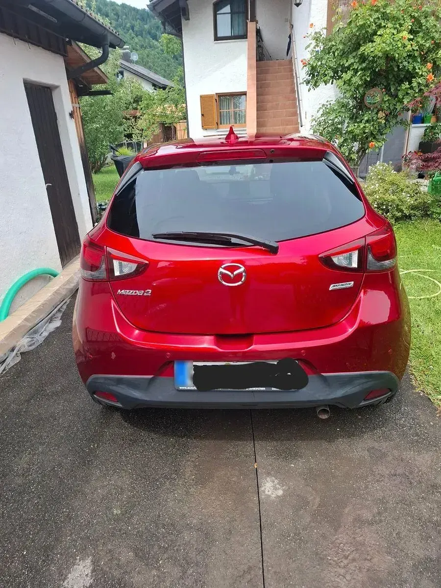 Gebraucht Mazda 2 Kizoku 90 PS (66 kW) 2018 Rot Limousine