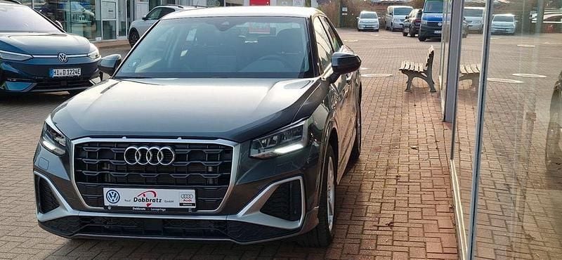 Gebraucht Audi Q2 S-Line 150 PS (110 kW) 2025 Daytonagrau SUV