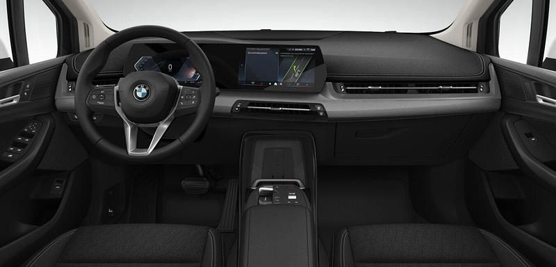 Gebraucht BMW 220 Active Tourer Luxury Line 163 PS (119 kW) 2025 Weiß Van / Kleinbus