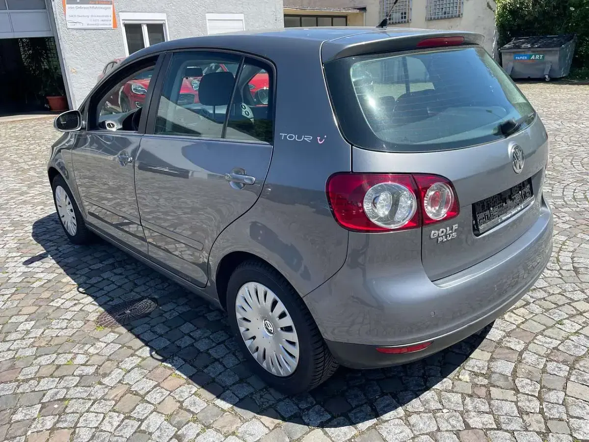 Gebraucht VW Golf Plus Cross 102 PS (75 kW) 2007 United grey metallic Kleinwagen