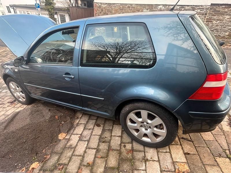 Gebraucht VW Golf IV 75 PS (55 kW) 2003 Blau Limousine