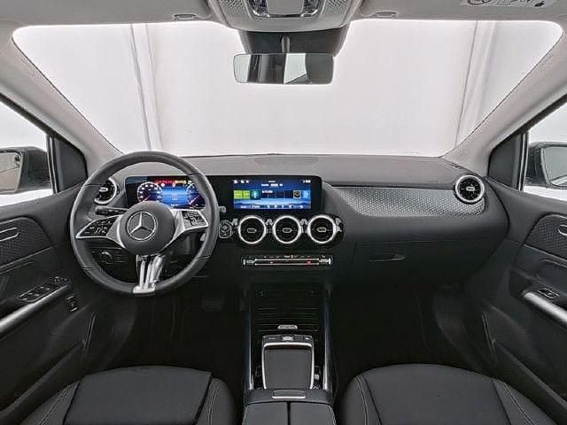 Gebraucht Mercedes B200 Progressive 163 PS (119 kW) 2024 Nachtschwarz Kleinwagen