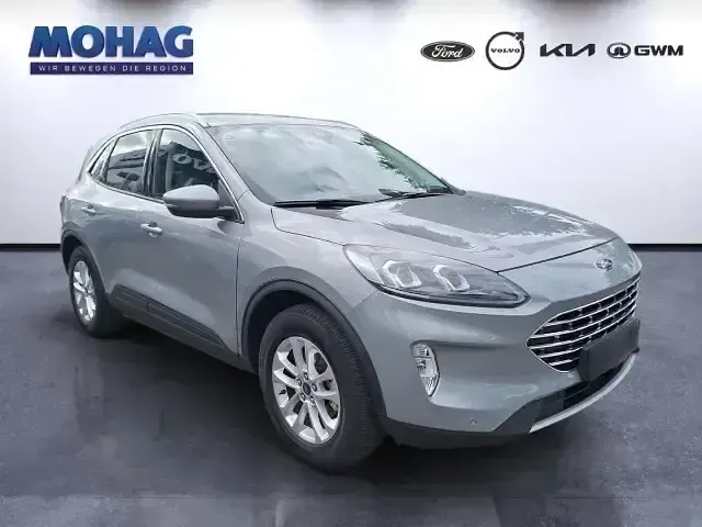 Gebraucht Ford Kuga Titanium 225 PS (165 kW) 2021 Grau SUV