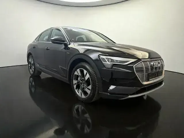 Gebraucht Audi e-tron Sportback Advanced 300 kW (408 PS) 2021 Schwarz SUV