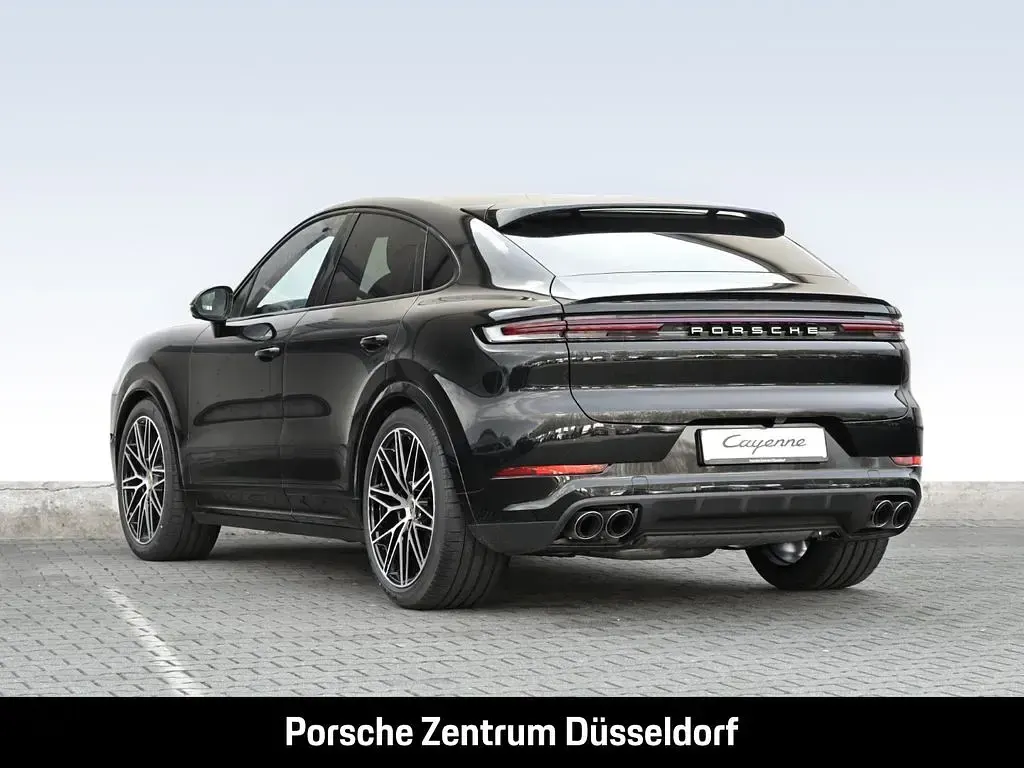 Gebraucht Porsche Cayenne S 475 PS (349 kW) 2024 Chromitschwarzmetallic SUV