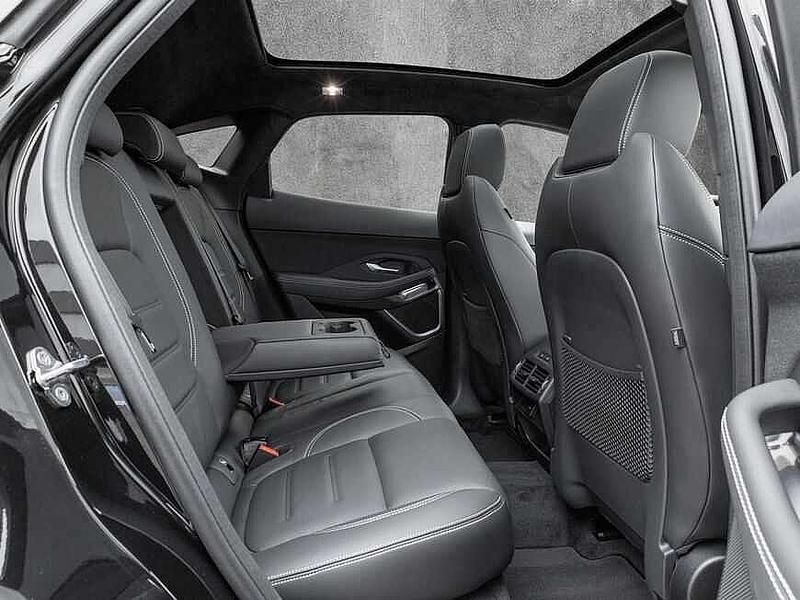 Gebraucht Jaguar E-Pace R-Dynamic 206 PS (151 kW) 2024 Santorini black SUV