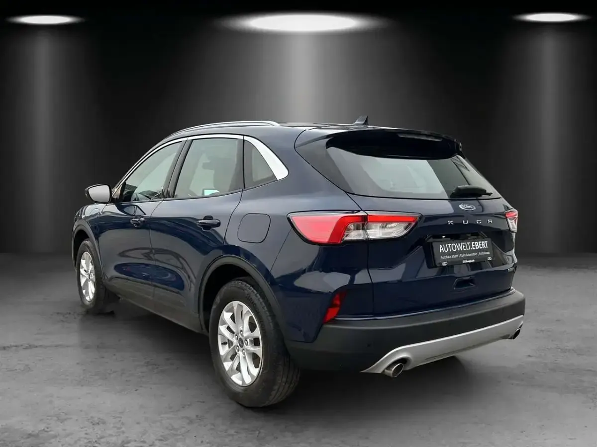 Gebraucht Ford Kuga Titanium 224 PS (164 kW) 2022 Blau SUV