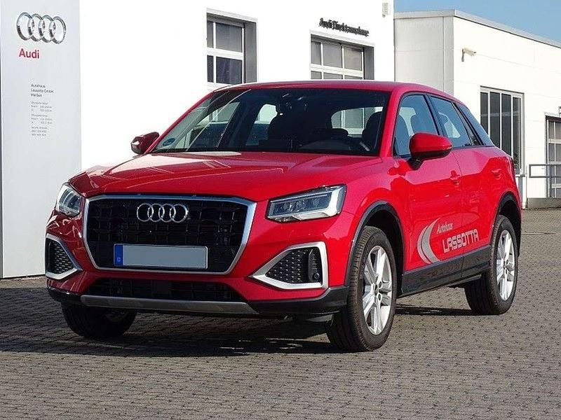 Gebraucht Audi Q2 Advanced Plus 150 PS (110 kW) 2024 Progressivrot metallic SUV