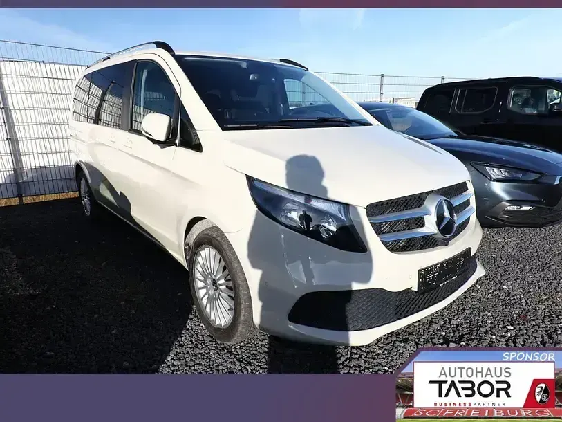 Gebraucht Mercedes V220 163 PS (119 kW) 2021 Beige Van / Kleinbus