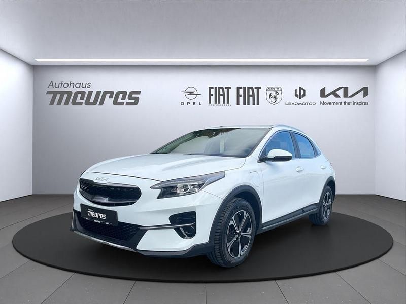 Wd) cararraweiss (weiss Gebraucht 2022 Kia XCeed Vision SUV | 20.888 € (Guter Preis) - Bild 1/4