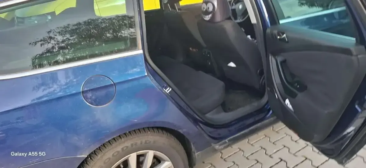 Gebraucht VW Passat Individual 140 PS (102 kW) 2008 Blau Kombi