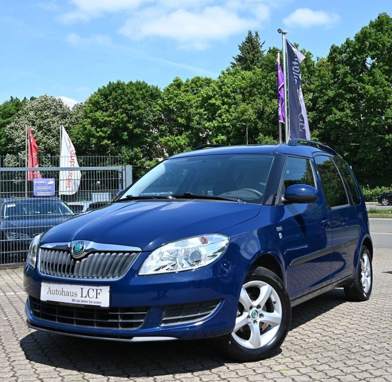 Blau Gebraucht 2012 Skoda Roomster Family Kombi | 6.490 € (Fairer Preis) - Bild 1/4