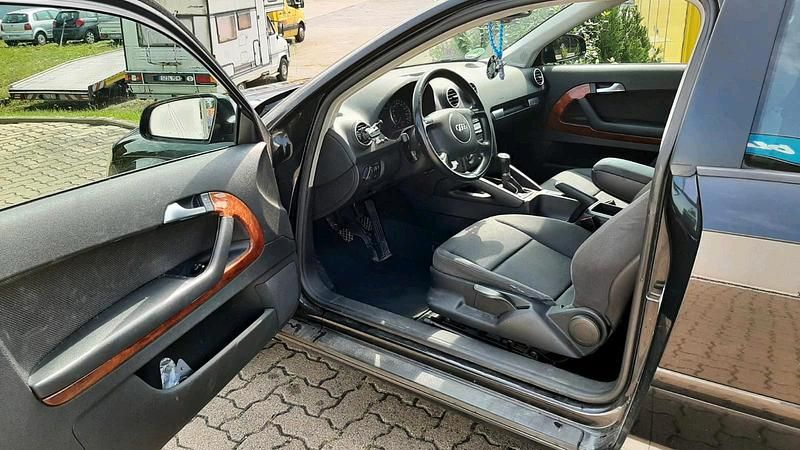 Schwarz Gebraucht 2003 Audi A3 Coupé | 2.500 € (Fairer Preis) - Bild 1/4
