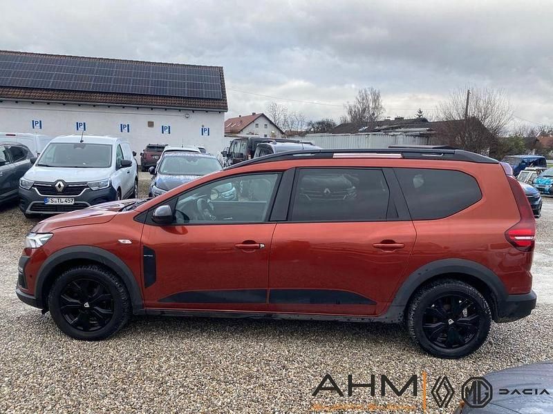 Gebraucht Dacia Jogger Extreme 101 PS (74 kW) 2022 Braun Van / Kleinbus