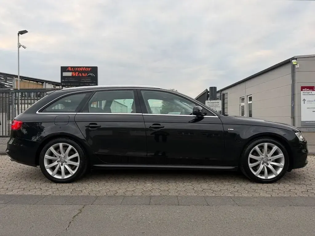 Gebraucht Audi A4 Ambition 170 PS (125 kW) 2014 Schwarz Kombi