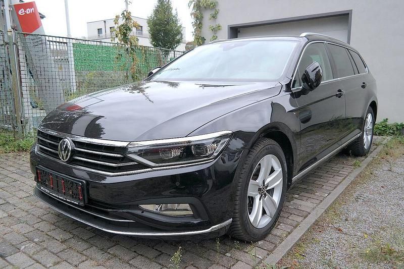 Gebraucht VW Passat 150 PS (110 kW) 2020 Schwarz Kombi
