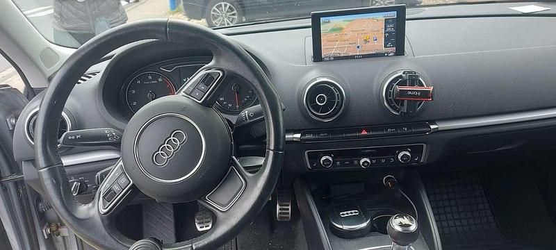 Gebraucht Audi A3 Ambiente 125 PS (91 kW) 2014 Silber Kombi