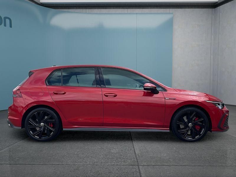 Gebraucht VW Golf VIII GTI 245 PS (180 kW) 2024 Rot Kleinwagen