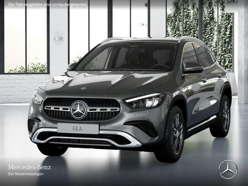 Gebraucht Mercedes GLA200 Advanced Plus 163 PS (119 kW) 2024 Grau SUV