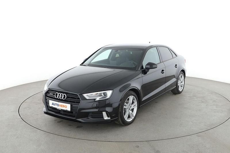 Schwarz Gebraucht 2019 Audi A3 Sport Limousine | 23.640 € (Etwas zu teuer) - Bild 1/3